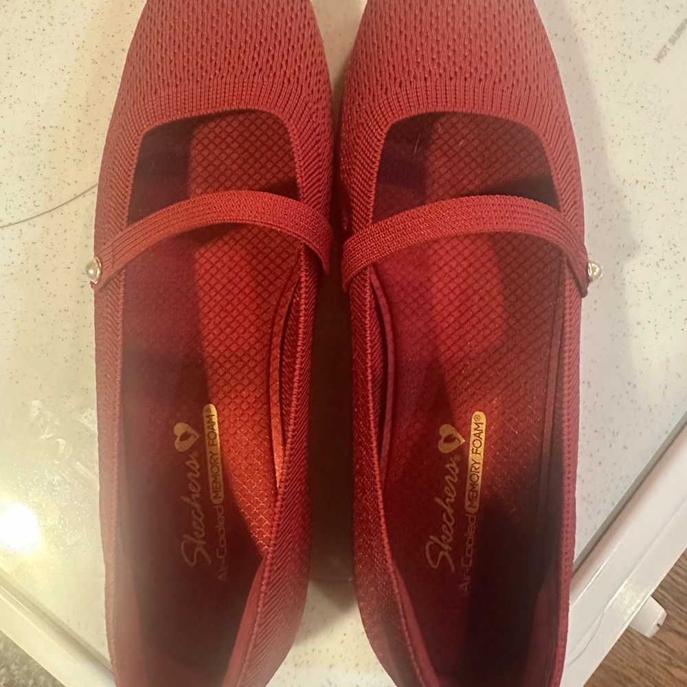 Skechers Women's Red Mesh Flats